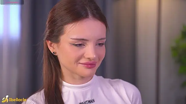 Snapshot of Bellacle chatting on 05.04.26 Bellacle online show from 05.04.26