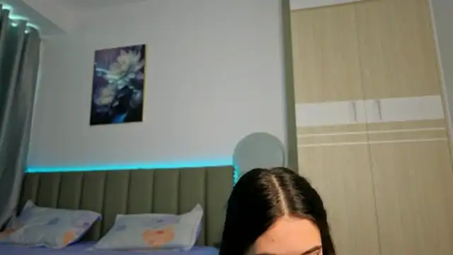 Snapshot of sweety_vikky chatting on 07.10.26 sweety vikky online show from 07.10.26