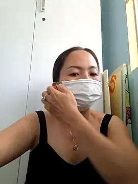 Baby-sexytits18 online show from 03.15.25