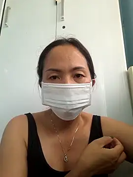 Baby-sexytits18 online show from 03.19.25