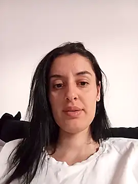 Snapshot of Catmila94 chatting on 10.08.25 Catmila94 online show from 10.08.25