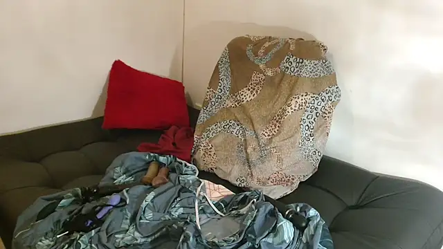 Cataleyaloca online show from 02.25.25