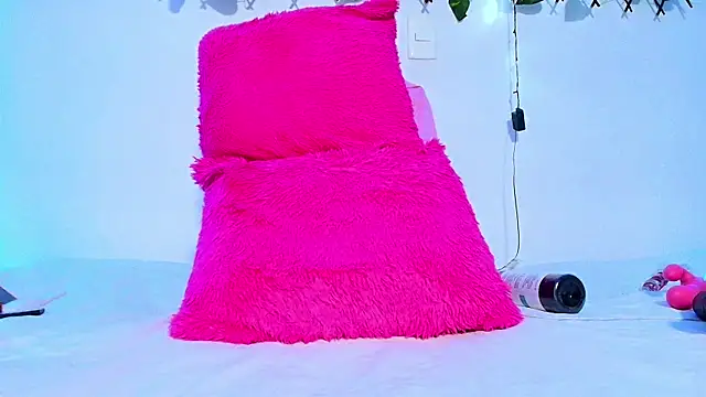 Aleesha 17 online show from 12.07.24