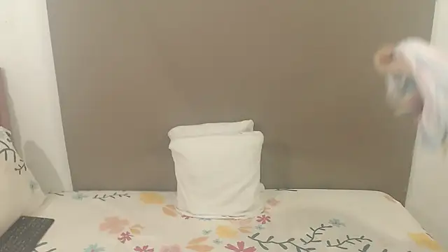 kimberlyjamexxx online show from 10.12.25