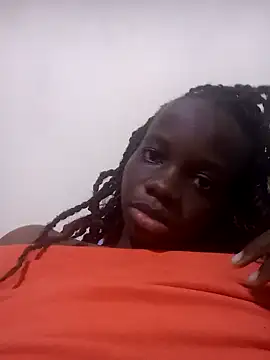 Snapshot of Thicky_kyla chatting on 06.14.26 Thicky kyla online show from 06.14.26
