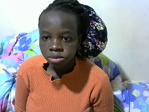 Snapshot of Thicky_kyla chatting on 06.25.26 Thicky kyla online show from 06.25.26