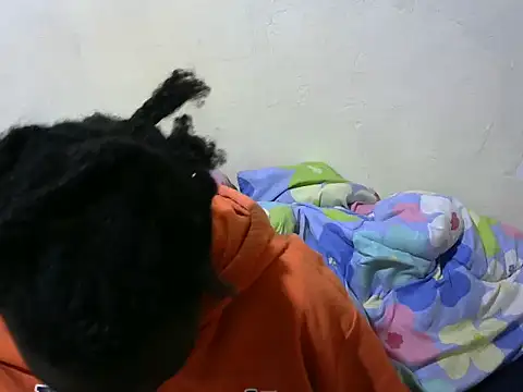 Snapshot of Thicky_kyla chatting on 07.14.26 Thicky kyla online show from 07.14.26