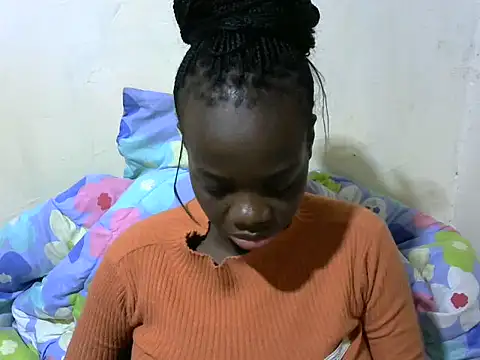Snapshot of Thicky_kyla chatting on 07.17.26 Thicky kyla online show from 07.17.26