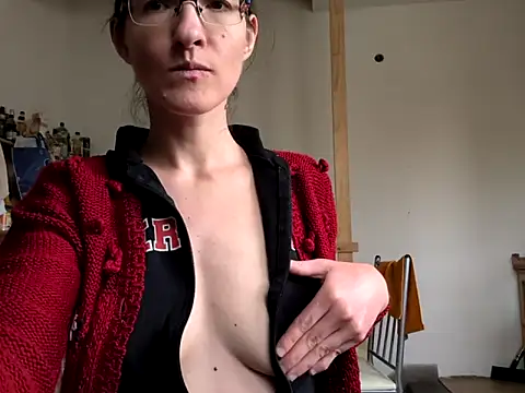 Milky hairy mommy online show from 03.14.25