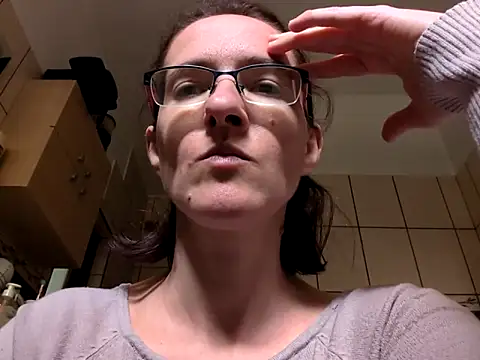 Milky hairy mommy online show from 10.21.25