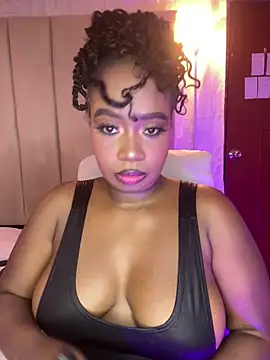 Britanymooree online show from 03.13.26