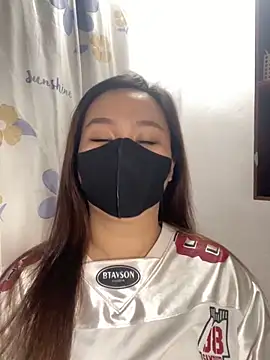 Snapshot of Odette68 chatting on 12.07.24 Odette68 online show from 12.07.24