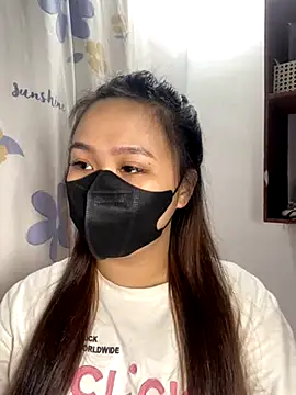 Snapshot of Odette68 chatting on 12.08.24 Odette68 online show from 12.08.24