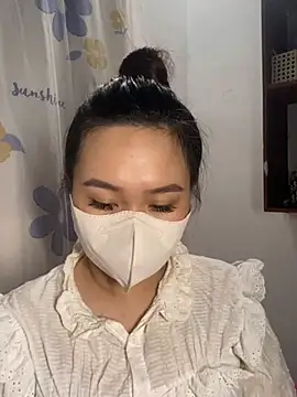 Snapshot of Odette68 chatting on 12.09.24 Odette68 online show from 12.09.24