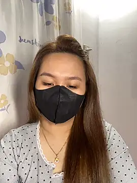 Snapshot of Odette68 chatting on 12.22.24 Odette68 online show from 12.22.24