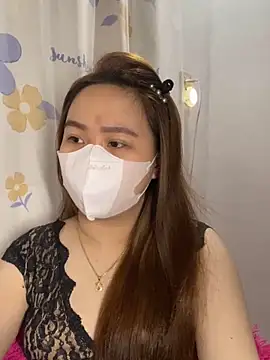 Snapshot of Odette68 chatting on 01.08.25 Odette68 online show from 01.08.25