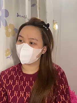 Snapshot of Odette68 chatting on 01.08.25 Odette68 online show from 01.08.25