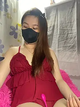 Snapshot of Odette68 chatting on 03.13.25 Odette68 online show from 03.13.25