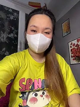 Snapshot of Odette68 chatting on 09.26.25 Odette68 online show from 09.26.25