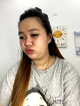 Snapshot of Odette68 chatting on 11.01.25 Odette68 online show from 11.01.25