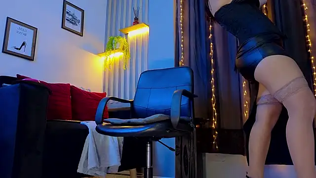 selena rogue online show from 02.10.26