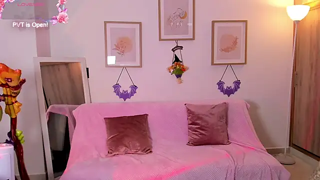 Veronica isaza   online show from 10.16.25