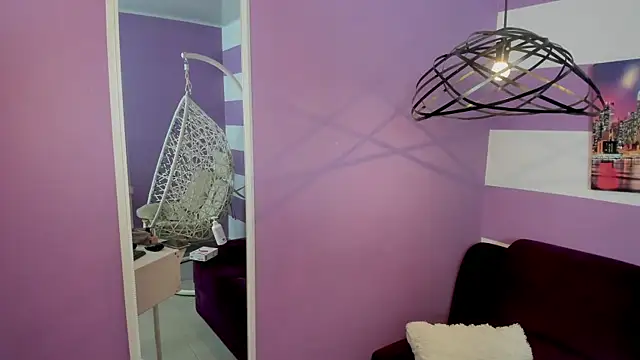 Snapshot of lovely__martina chatting on 12.11.24 lovely martina online show from 12.11.24