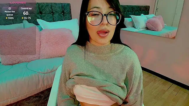 Snapshot of lovely__martina chatting on 03.12.25 lovely martina online show from 03.12.25