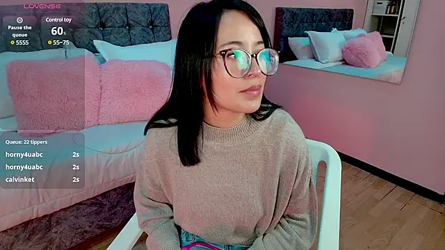 Snapshot of lovely__martina chatting on 03.12.25 lovely martina online show from 03.12.25