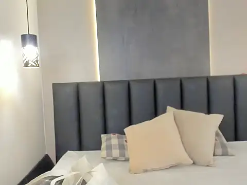 AbbyWathson online show from 02.20.26