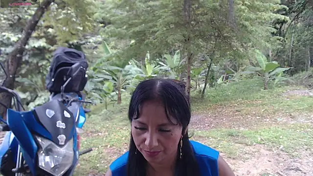 andreu mature online show from 04.15.26