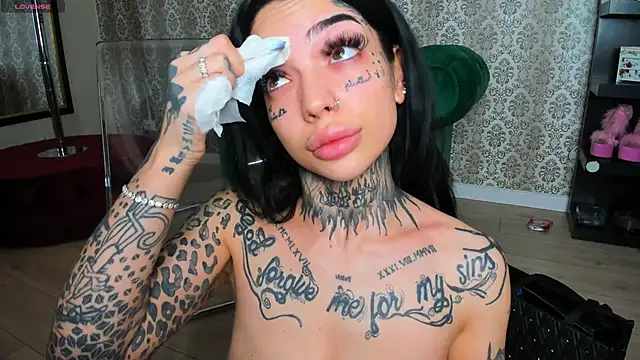 CreamyInkky  online show from 01.21.25