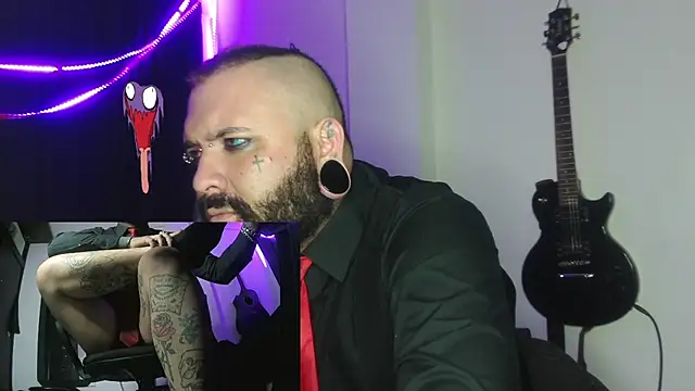 Snapshot of darkclothes chatting on 01.01.25 darkclothes online show from 01.01.25