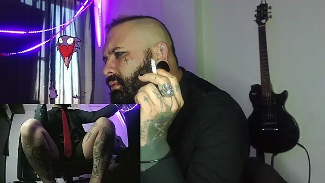 Snapshot of darkclothes chatting on 01.01.25 darkclothes online show from 01.01.25