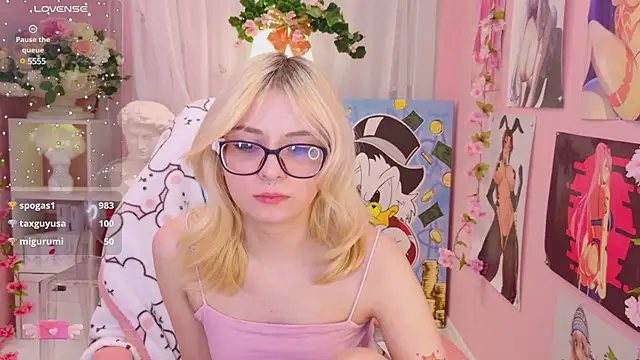 Coconut Mia online show from 12.27.24