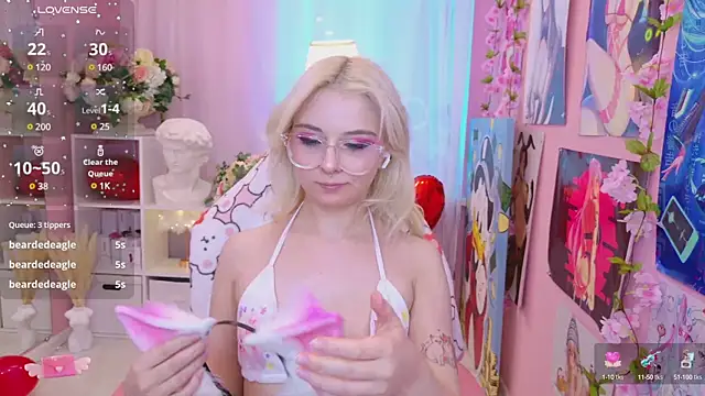 Coconut Mia online show from 02.11.25