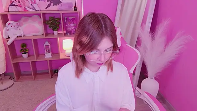 Snapshot of Coconut_Mia chatting on 06.28.26 Coconut Mia online show from 06.28.26