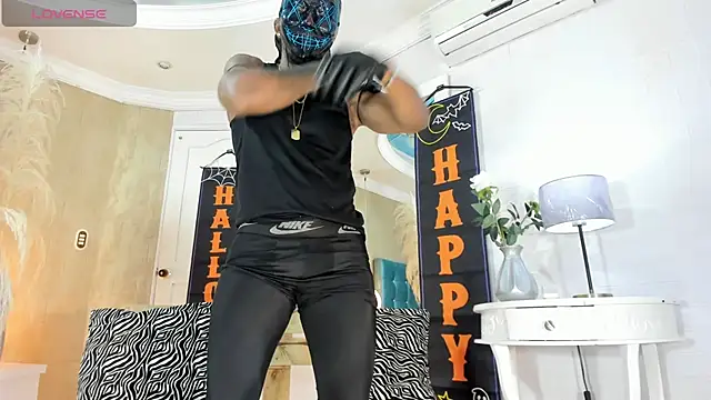 RicoBrown777  online show from 10.07.25