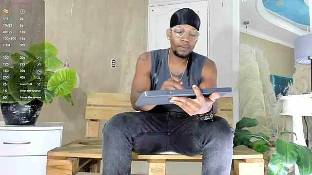 Snapshot of RicoBrown777_ chatting on 07.07.26 RicoBrown777 online show from 07.07.26