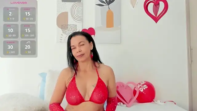 Evawalker  online show from 02.14.26