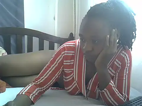 Snapshot of Amanda255 chatting on 04.29.26 Amanda255 online show from 04.29.26