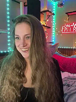 Snapshot of mirannacult chatting on 12.15.24 mirannacult online show from 12.15.24