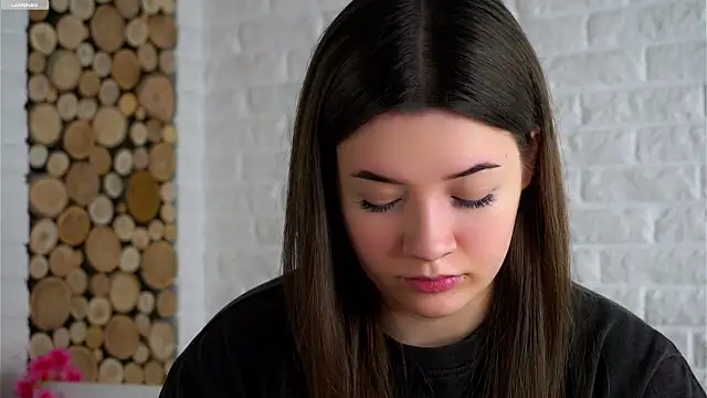 LowOncoming online show from 02.13.26