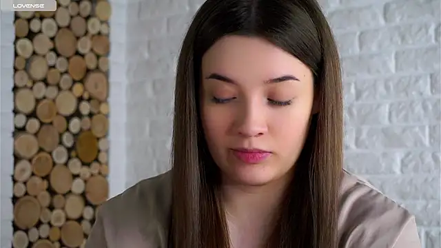 LowOncoming online show from 02.21.26