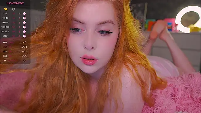 RedHotVixen0 online show from 11.03.25