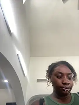 LillShayy online show from 06.11.26