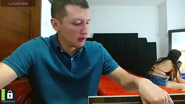 Hot-Couple--18 online show from 12.19.24