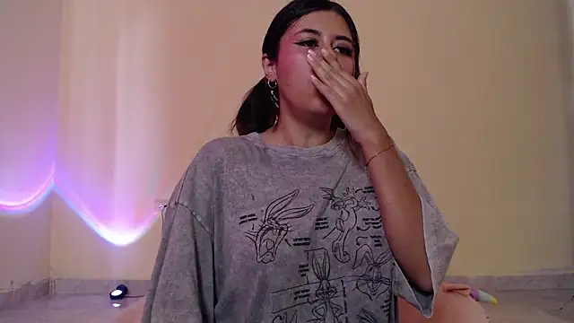 Snapshot of _maiahairy_ chatting on 01.25.25  maiahairy  online show from 01.25.25