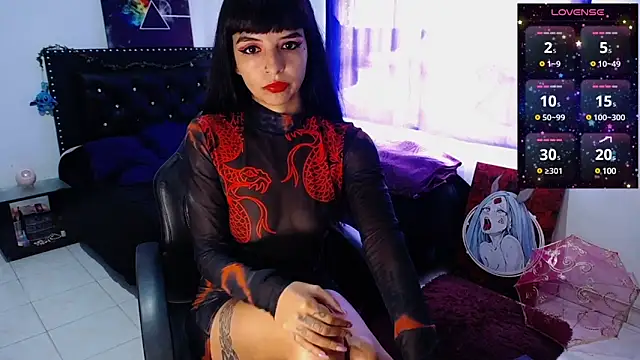 charllotee dark online show from 01.05.25