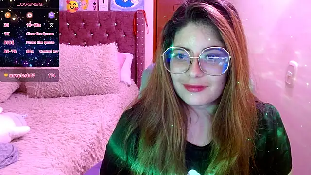 Snapshot of Azamy-12 chatting on 01.14.25 Azamy-12 online show from 01.14.25